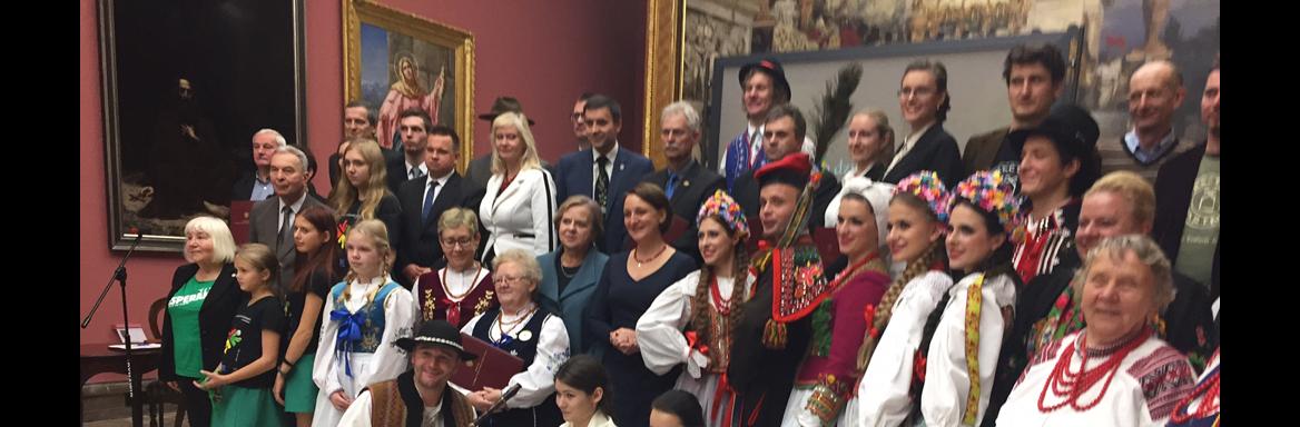 Skupinska fotografija udeležencev foruma. Foto: T. Roženbergar, 2016. 