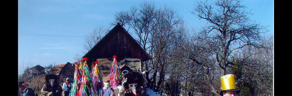 Obhodi pustnih oračev. Foto: M. Kranjc, 2004 