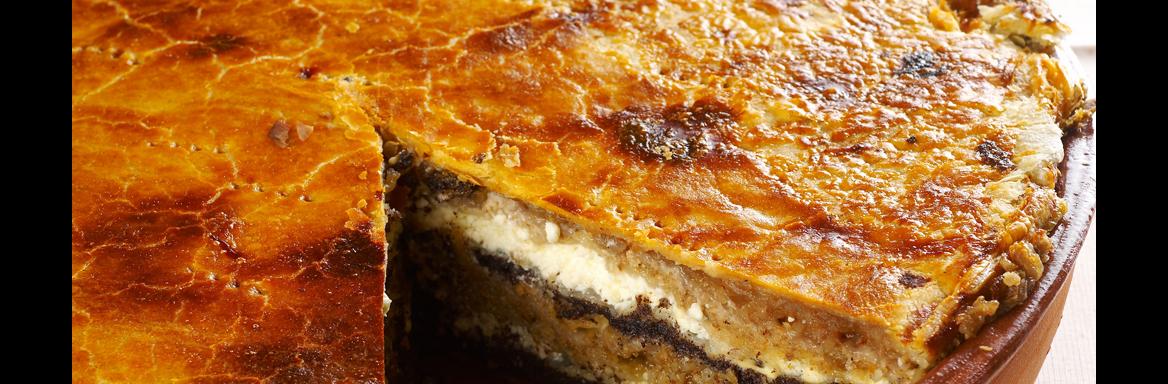 Priprava prekmurskih gibanic. Foto: T. Jeseničnik, 2006